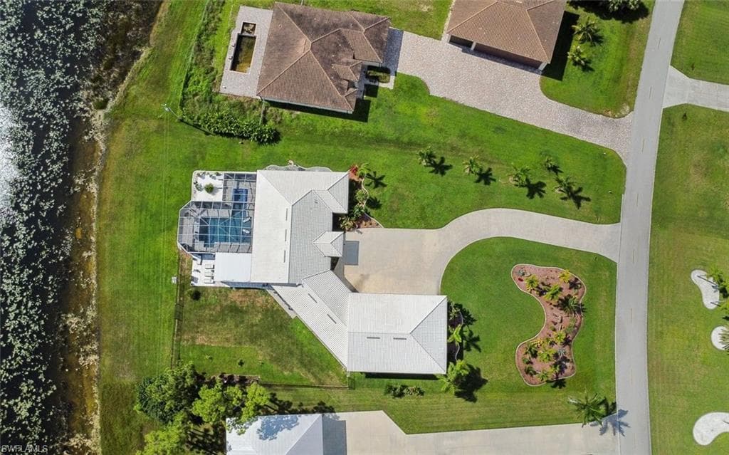 18683 Baseleg AVE-49