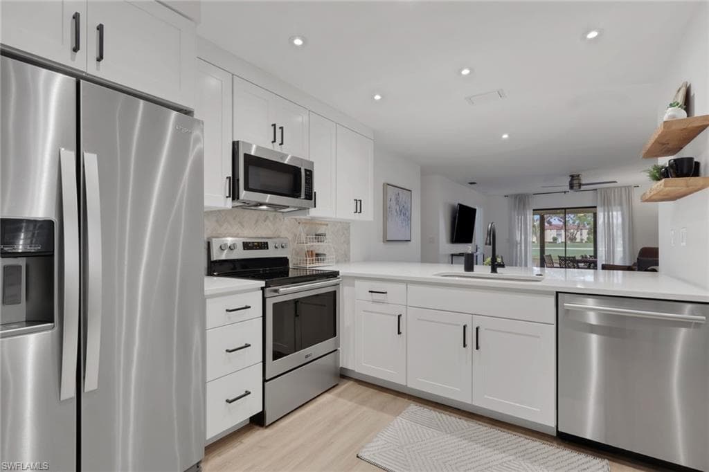 5250 Fox Hollow DR 508-3