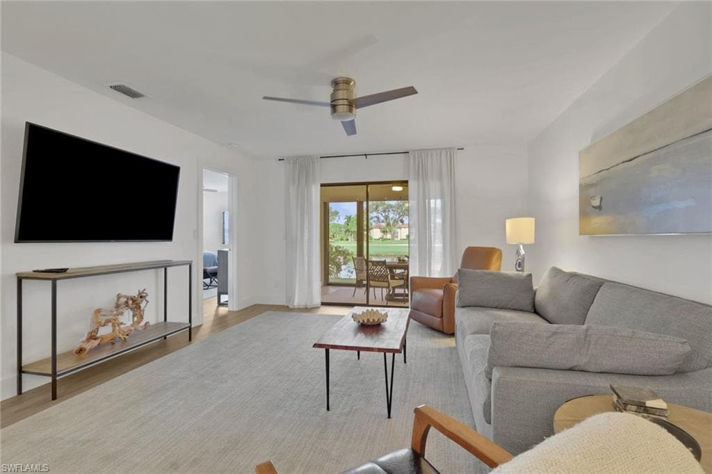 5250 Fox Hollow DR 508-15