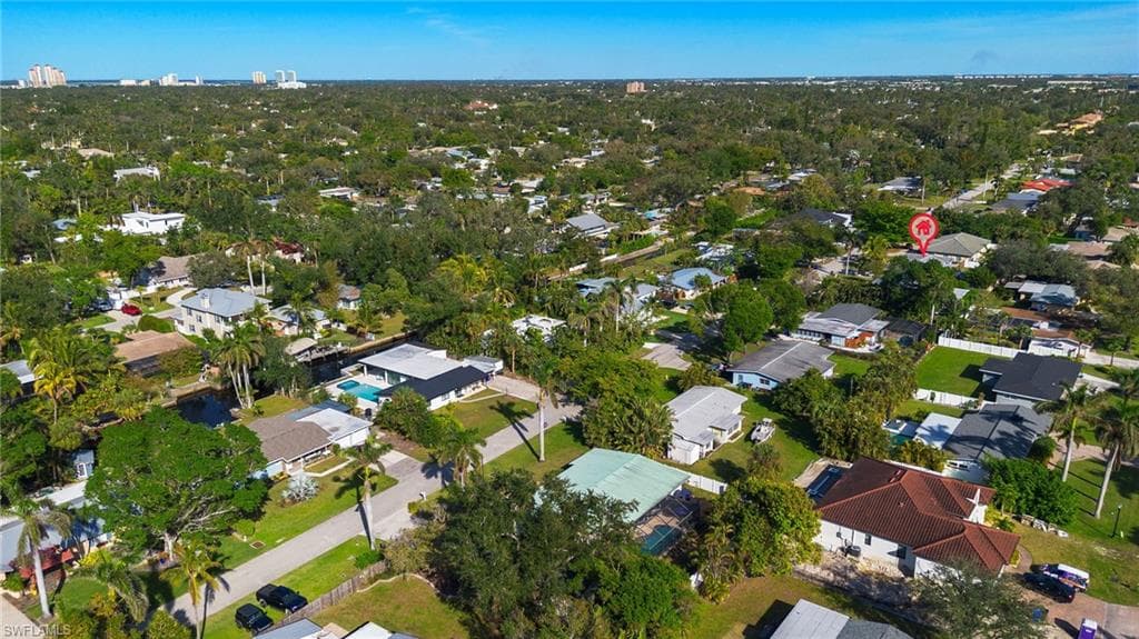 1262 Carlene AVE-37