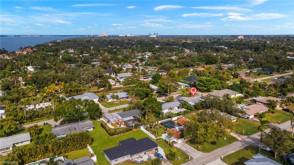 1262 Carlene AVE-39