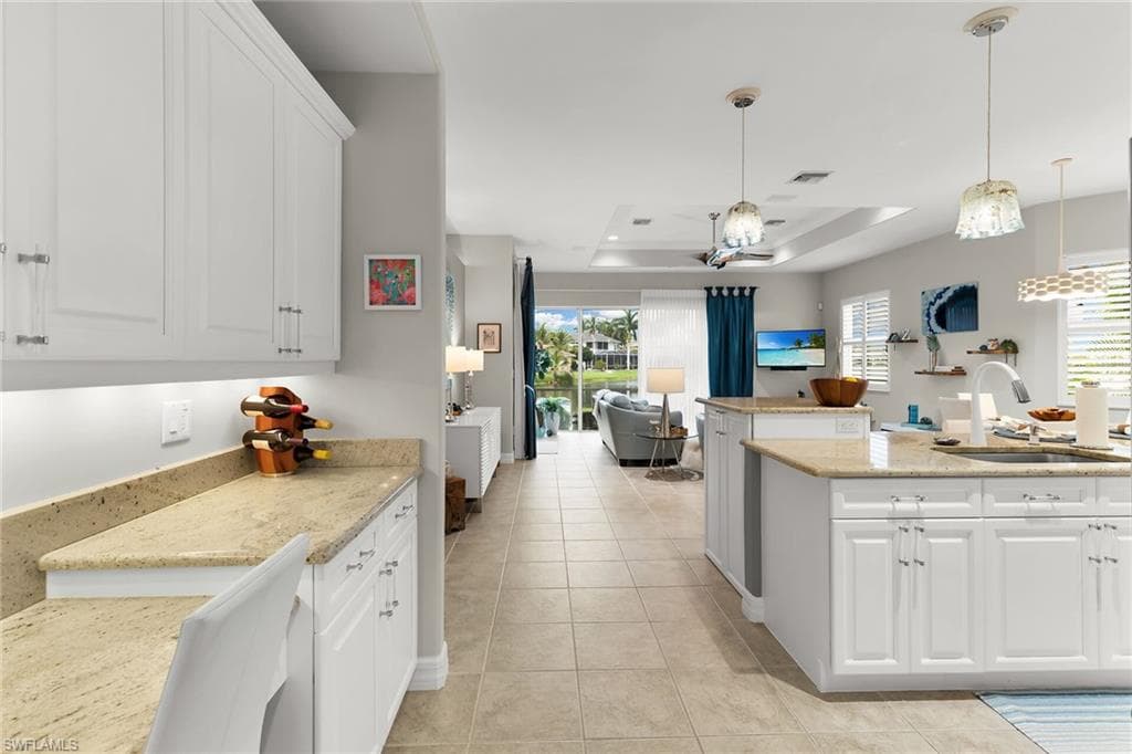 14610 Laguna DR-3