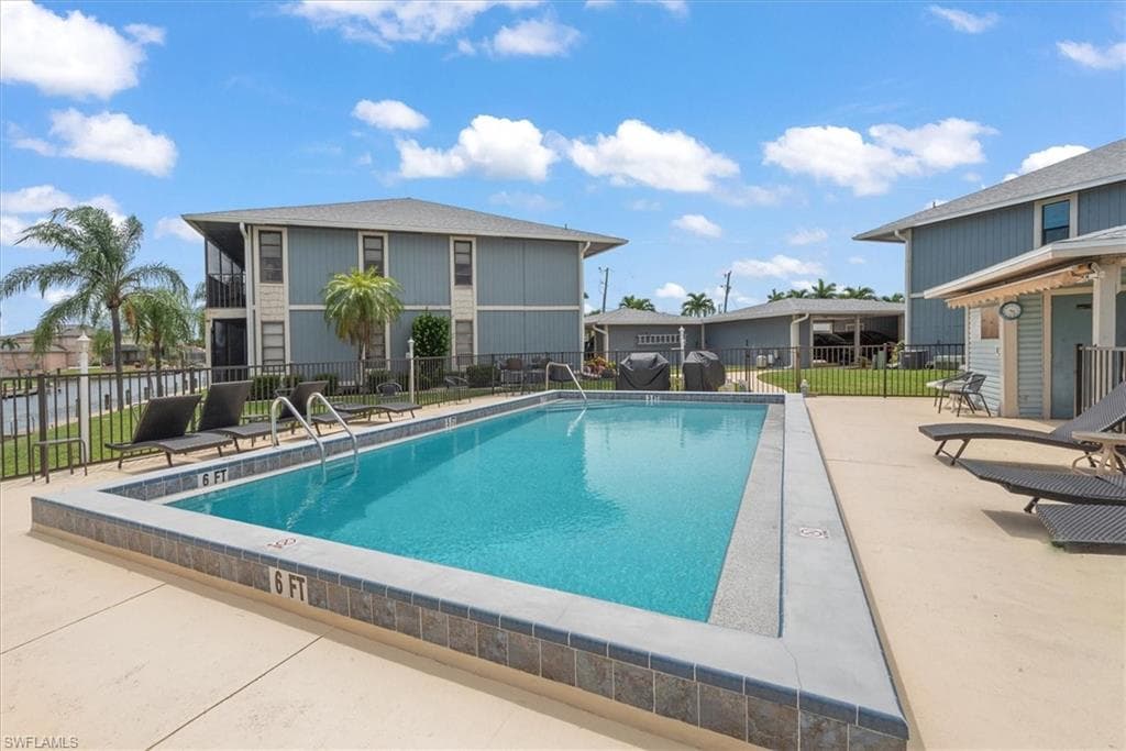 816 SW 48th TER 102-21