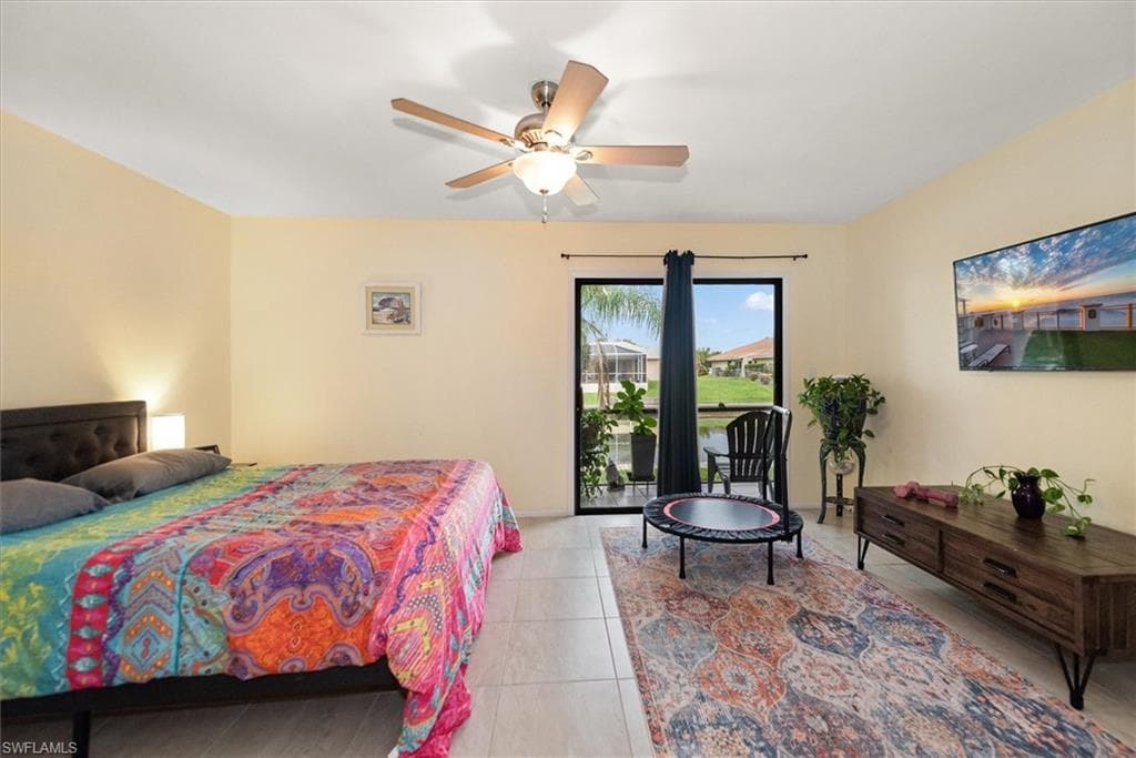 816 SW 48th TER 102-12