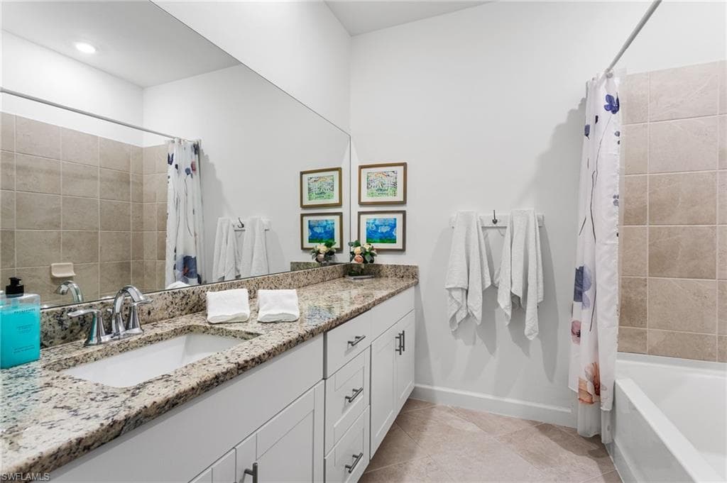 14275 Pine Lodge LN-38