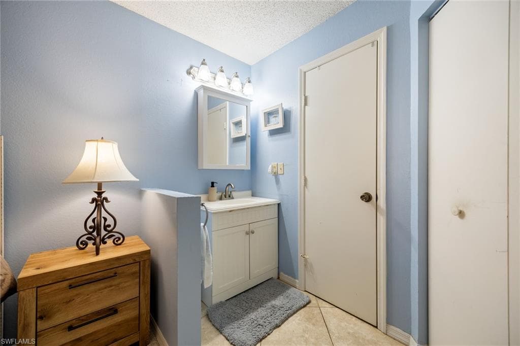 12591 Equestrian CIR 1210-21