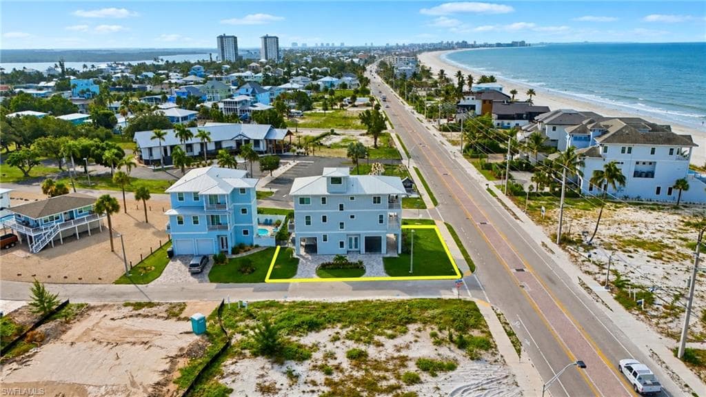 3749 Estero BLVD-4