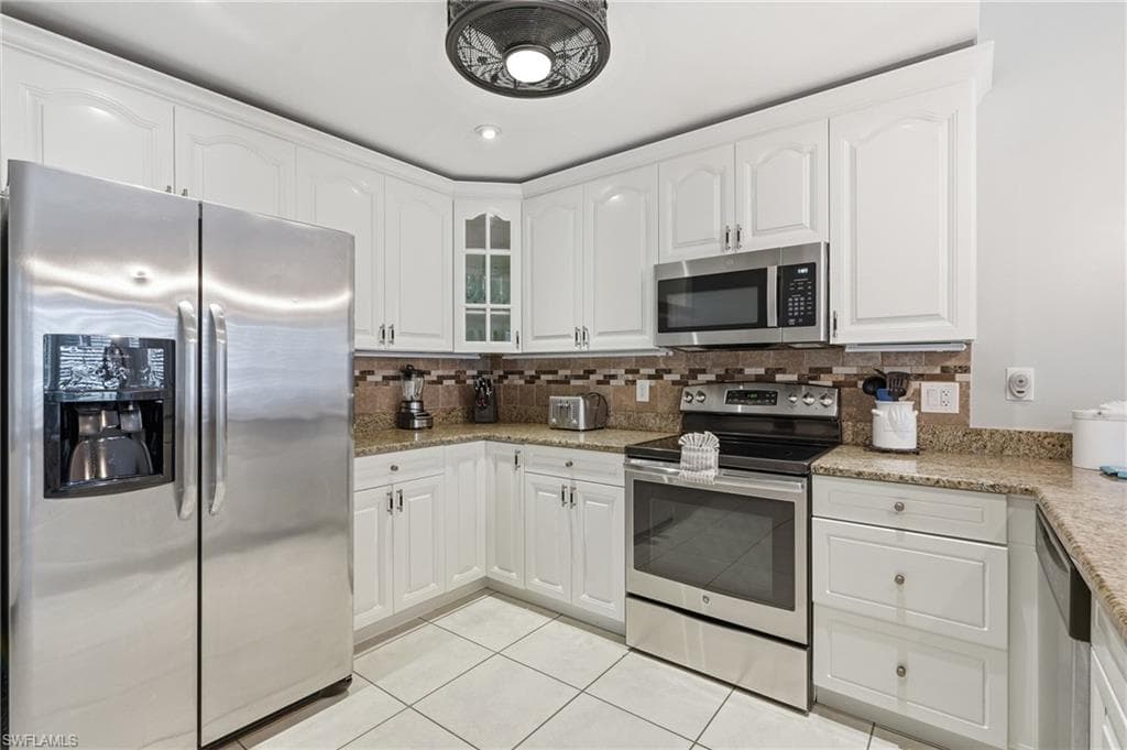 2548 River Reach DR-9