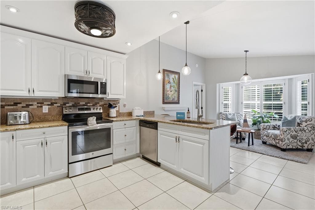 2548 River Reach DR-10