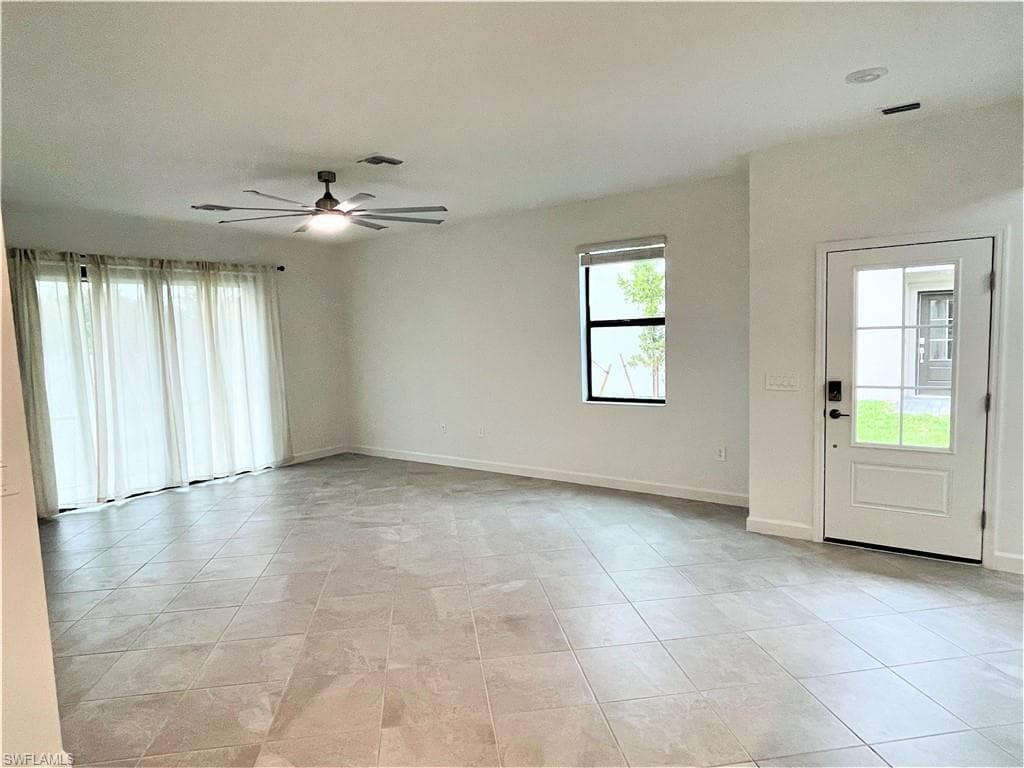 14237 Pine Lodge LN-4