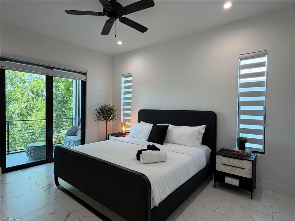4064 Full Moon CT-11