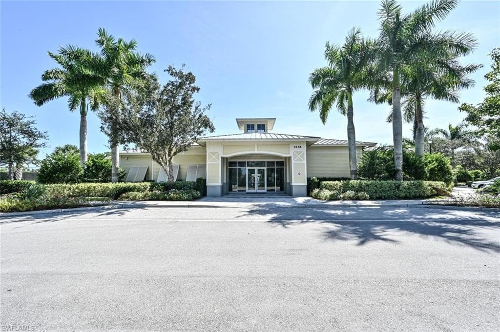2294 Avocado LN-35