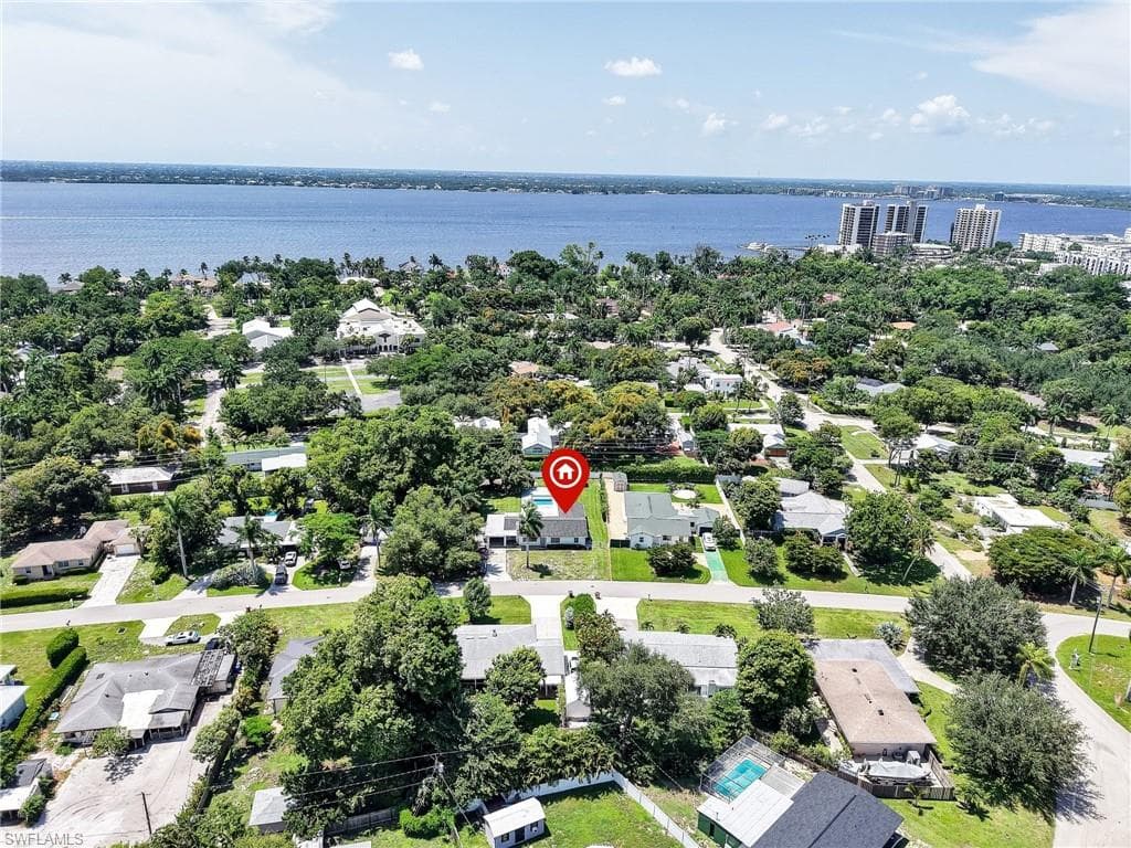 1645 Ardmore RD-38