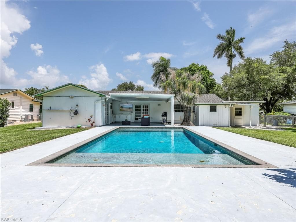 1645 Ardmore RD-21