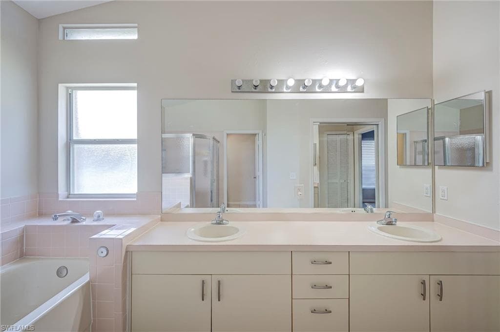 6630 Middlesex PL-13