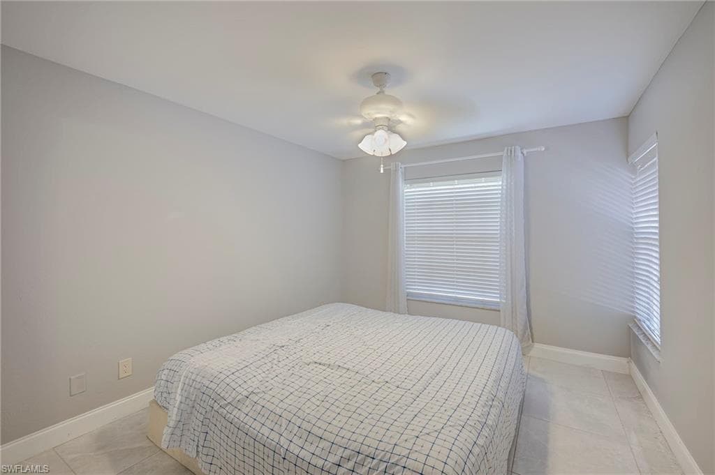 6630 Middlesex PL-18