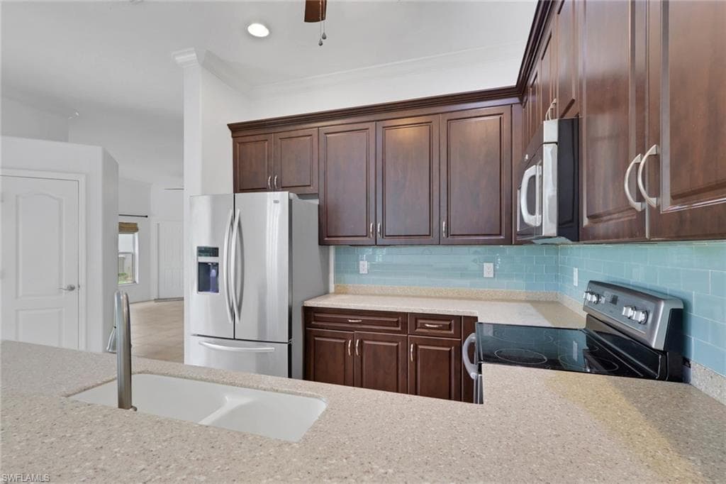 8995 Spring Mountain WAY-3