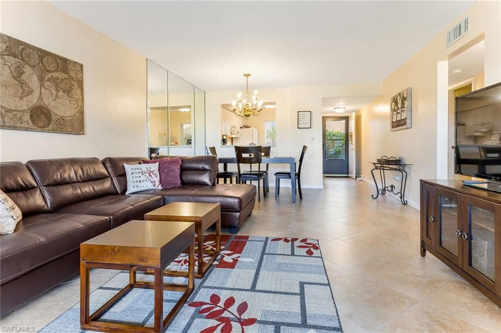 1075 Foxfire LN 103-3