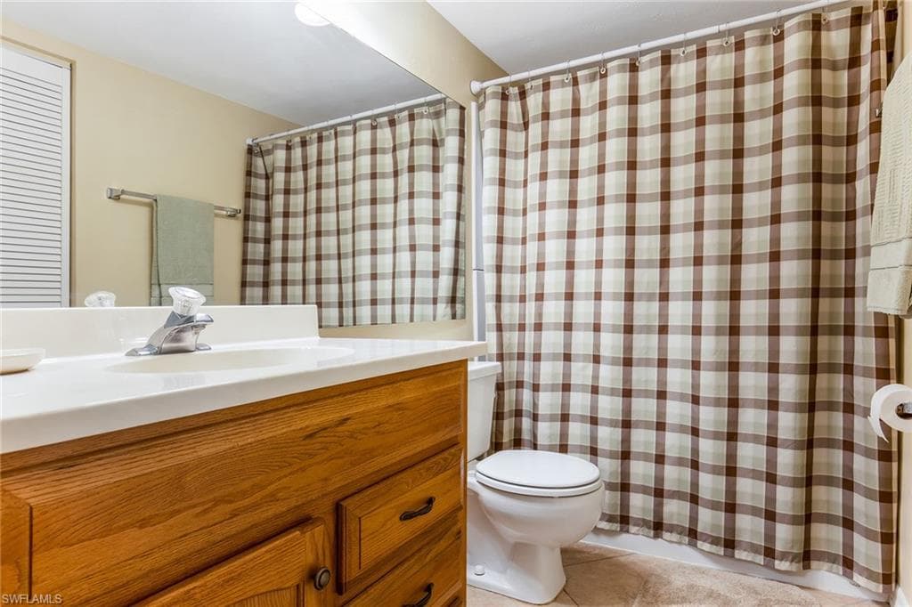 1075 Foxfire LN 103-15
