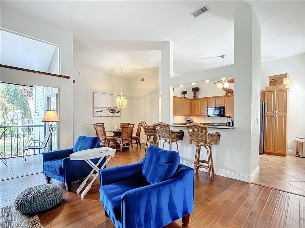 2860 CITRUS LAKE DR R-202-14
