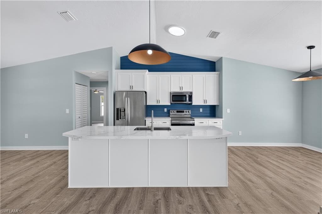 15579 Spring Line LN-7