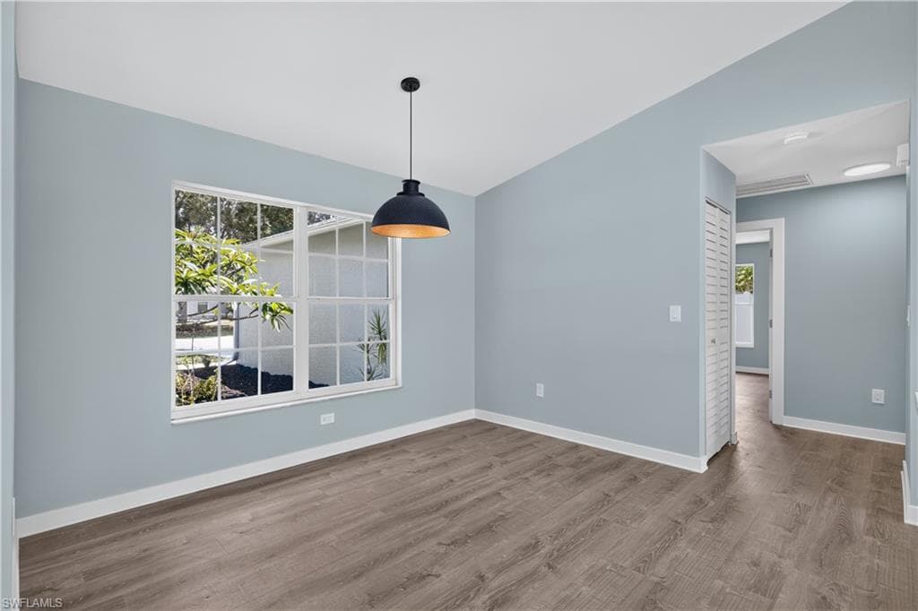 15579 Spring Line LN-29