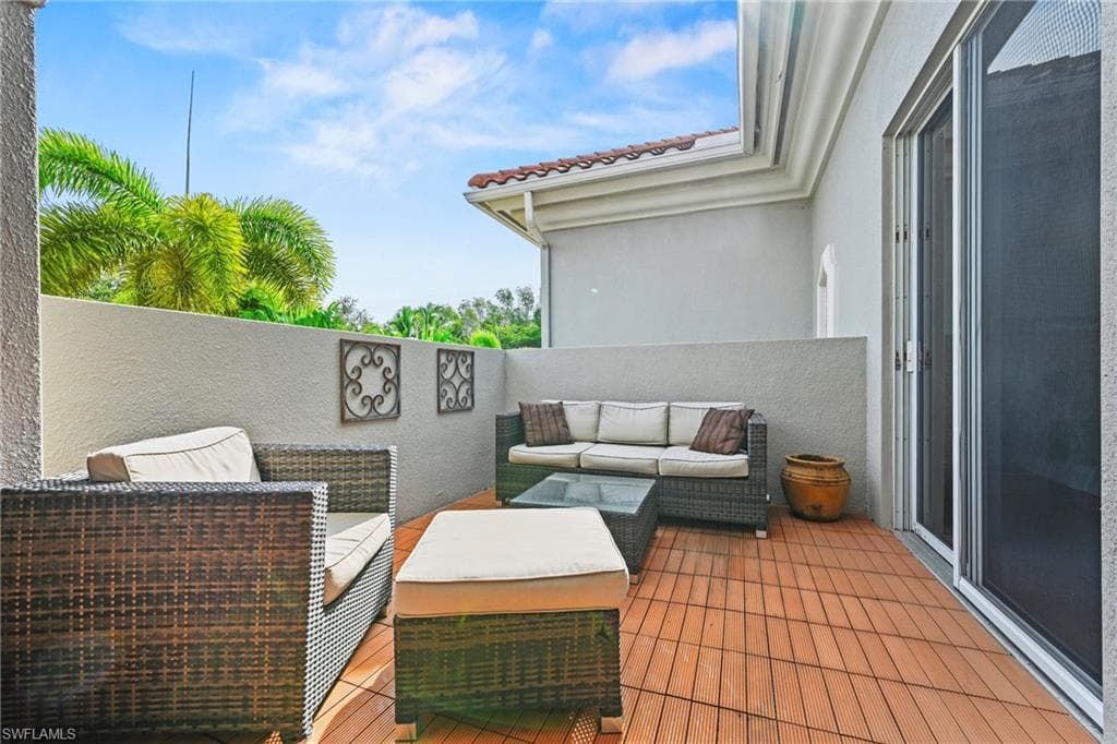 23461 Alamanda DR 206-15