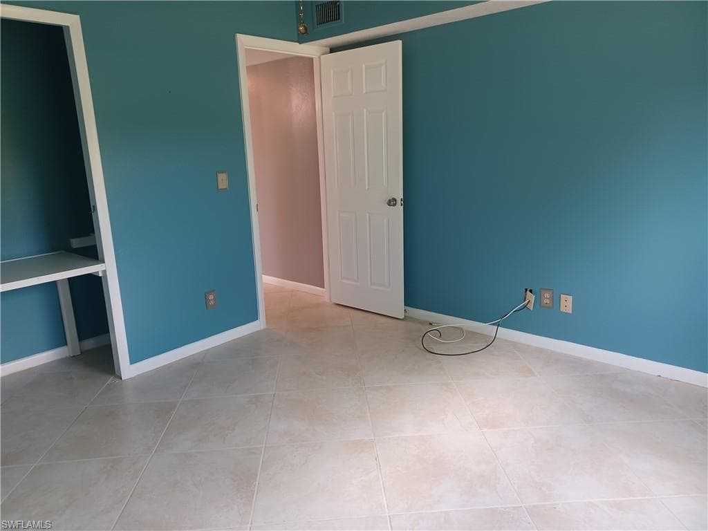208 Cape Coral PKWY E 107-27