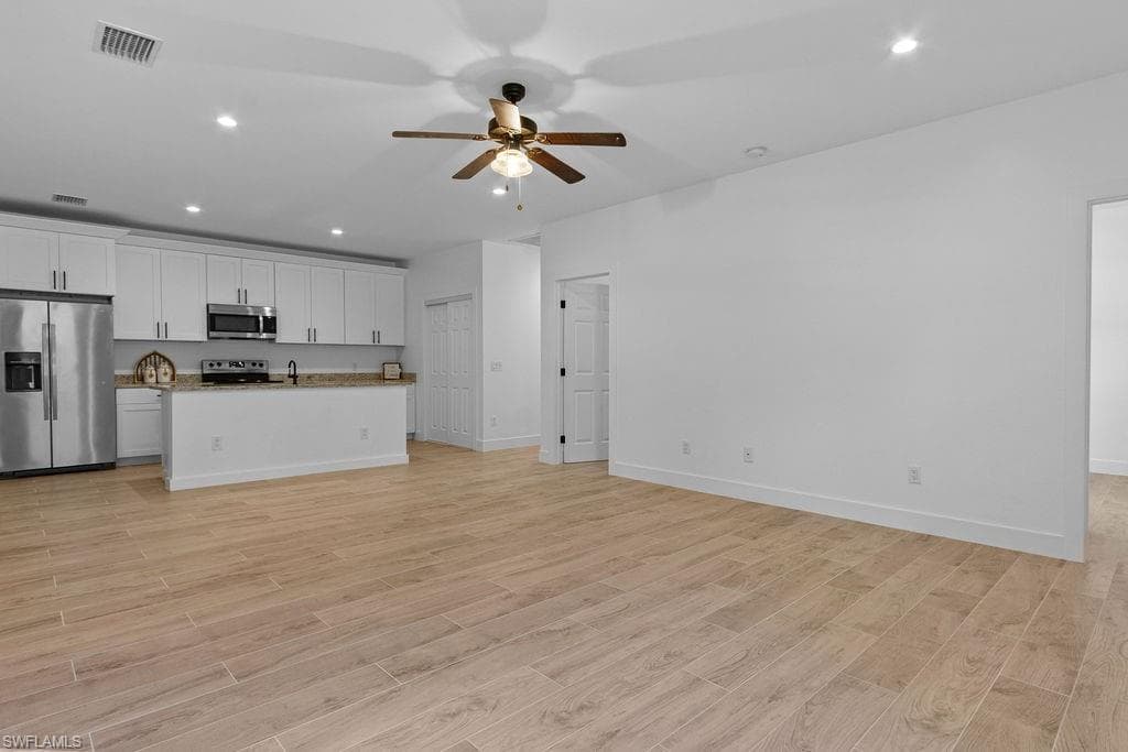 2008 Robert AVE-7
