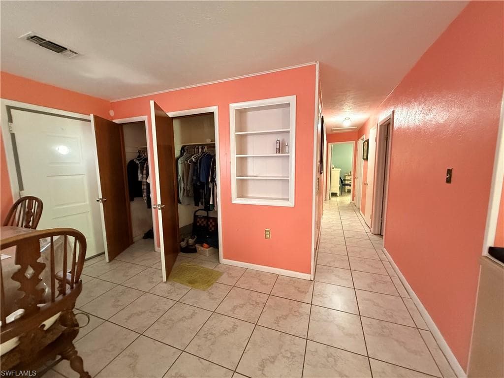 1379 Golf DR-3