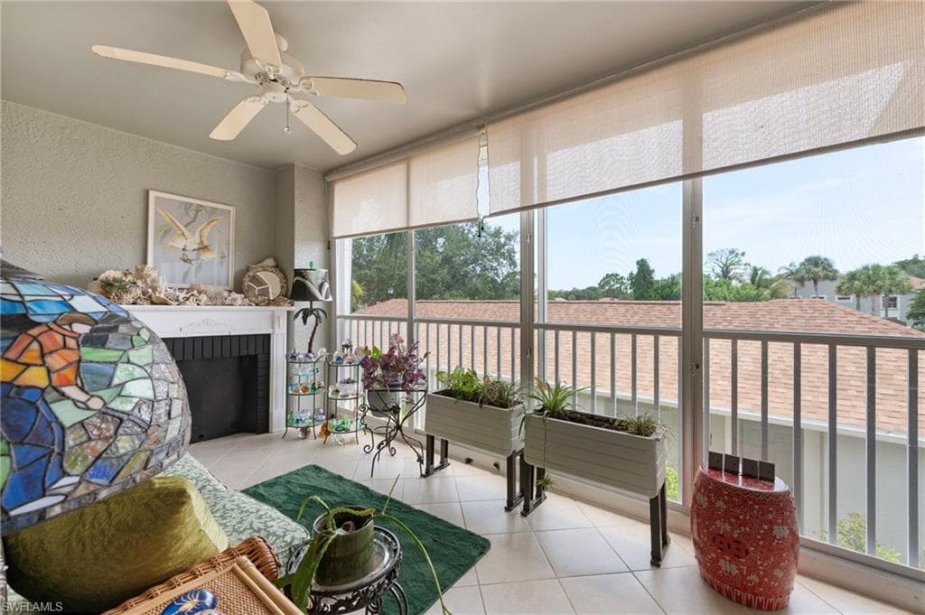 26160 Clarkston DR 201-2