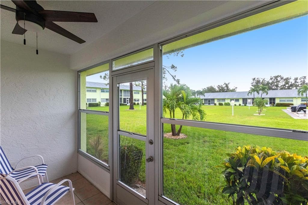 6775 Lake McGregor CIR-27