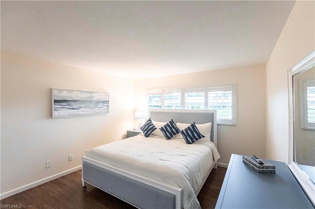 6775 Lake McGregor CIR-14