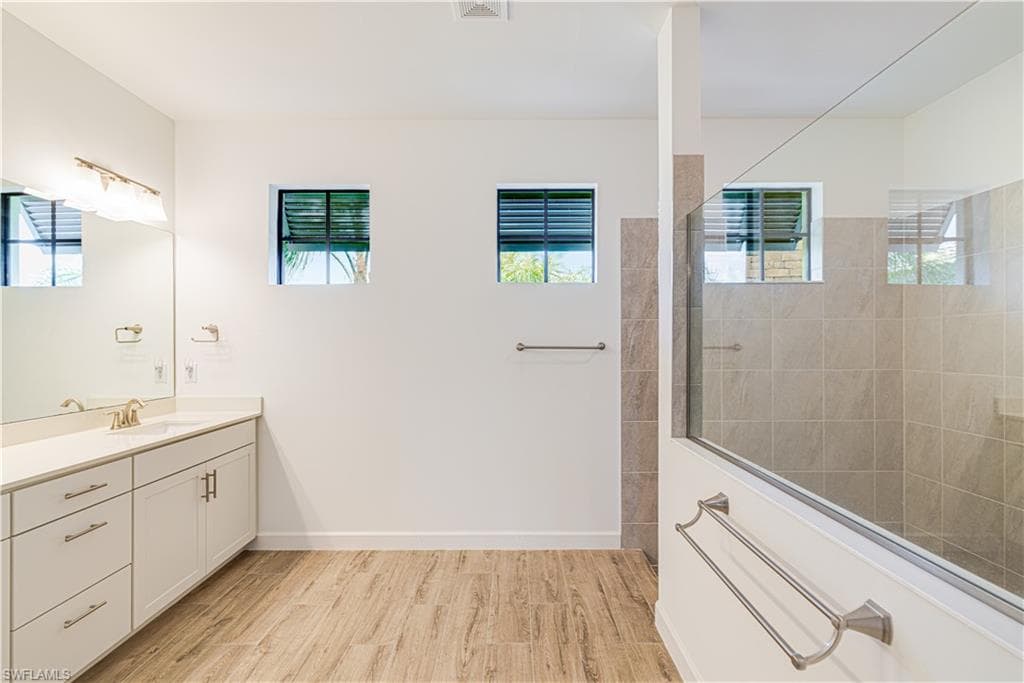 20933 Napa LOOP-31