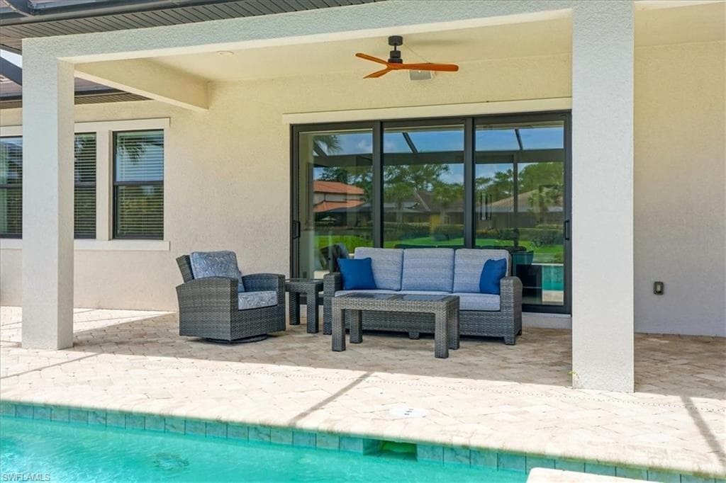 4559 Tamarind WAY-23