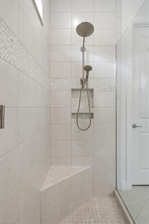 4559 Tamarind WAY-17