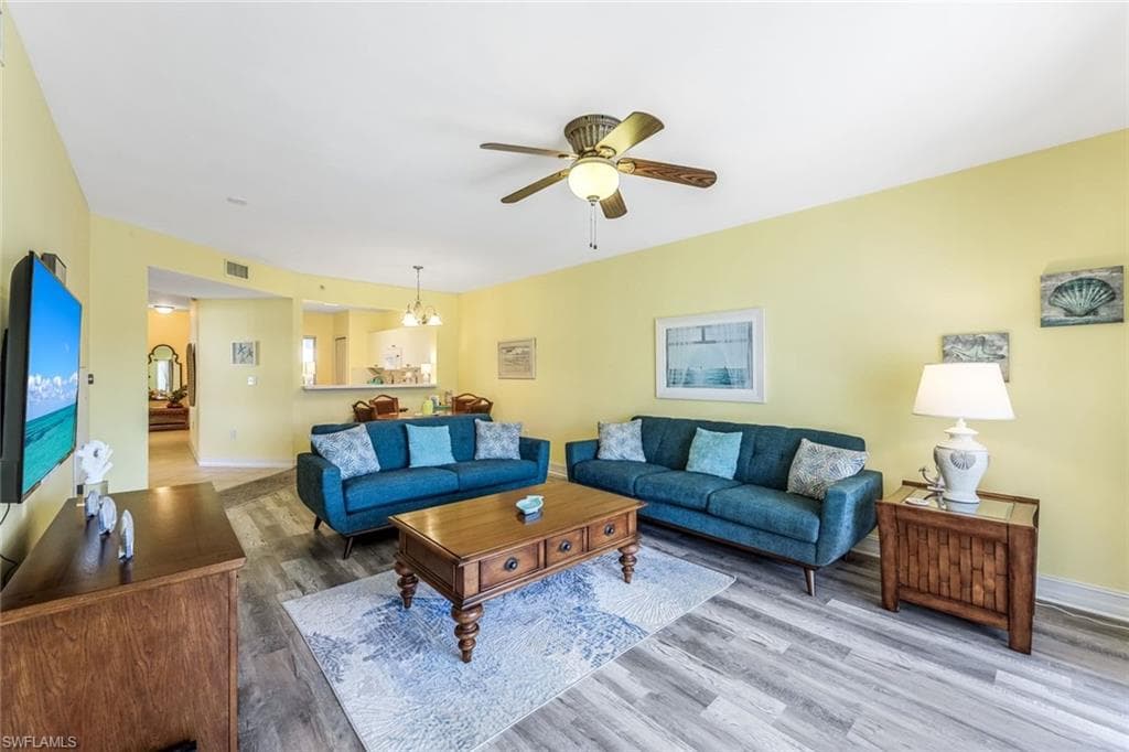 7822 Great Heron WAY 206-3