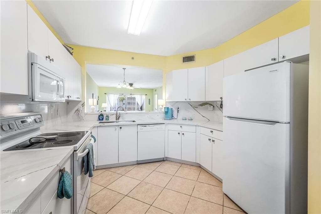 7822 Great Heron WAY 206-5