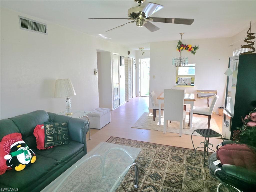 2214 E 6th ST-5