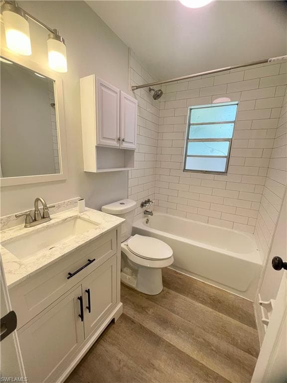 3183 Poinciana DR-8