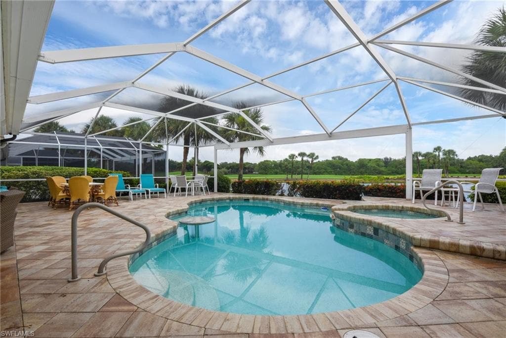 23157 Oakglen LN-9