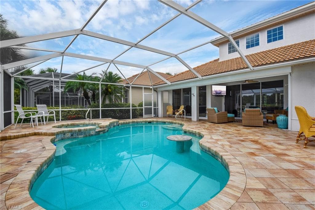 23157 Oakglen LN-10