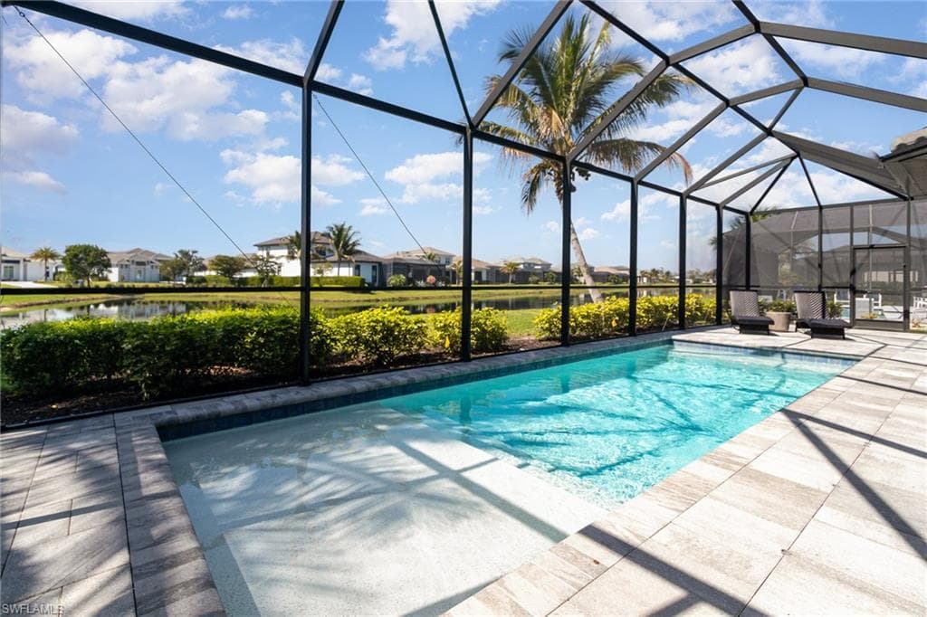 11110 Canal Grande DR-24