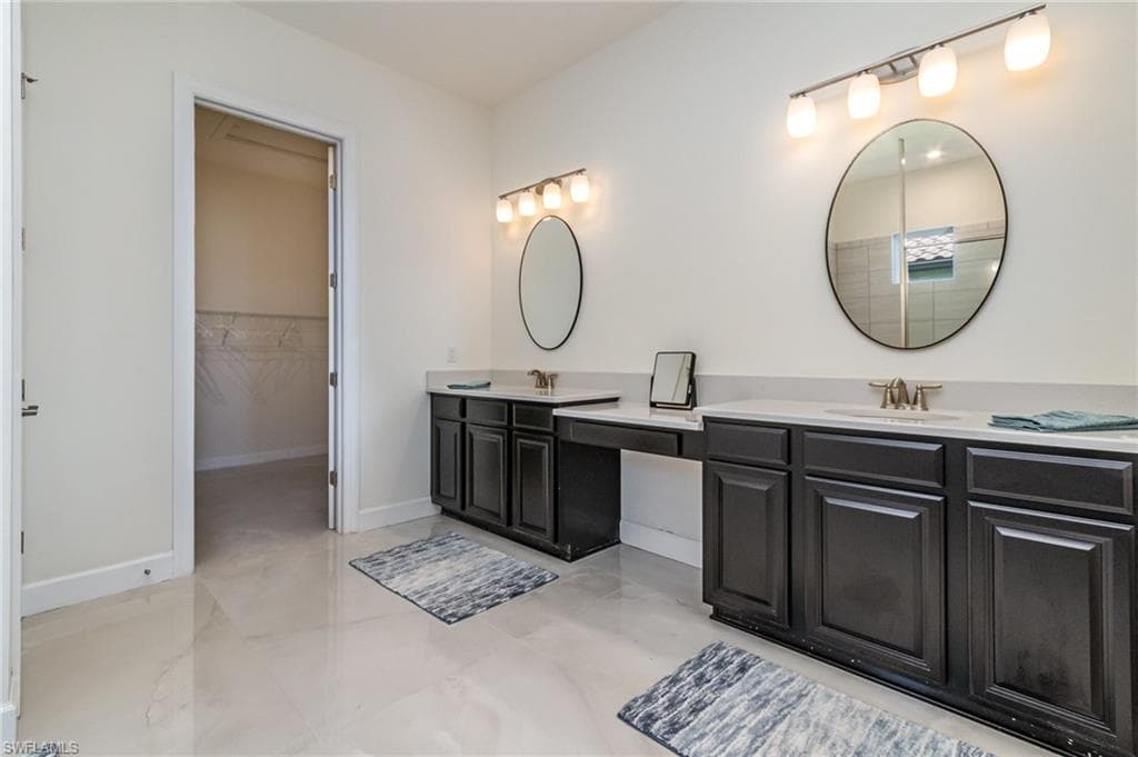 11110 Canal Grande DR-14