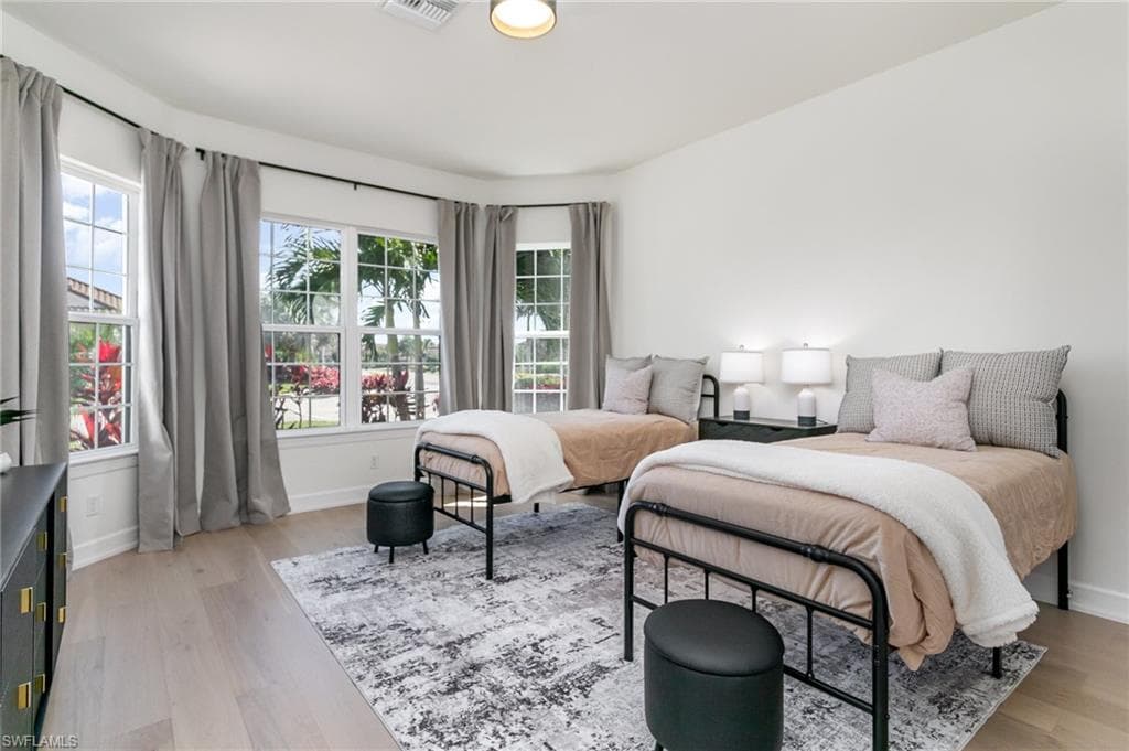 11110 Canal Grande DR-18