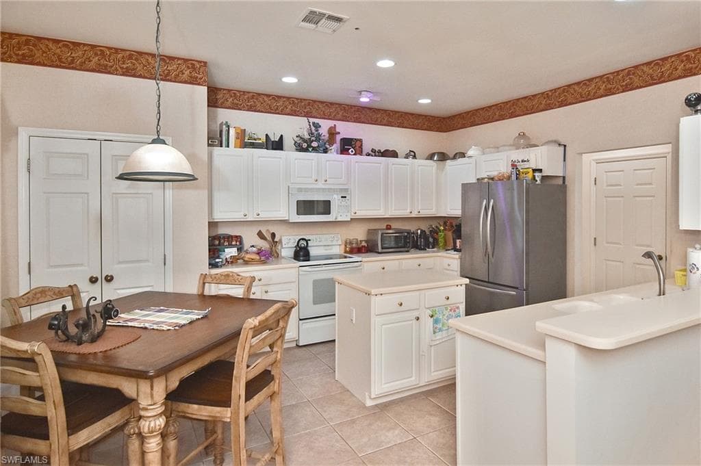 9161 Pittsburgh BLVD-3