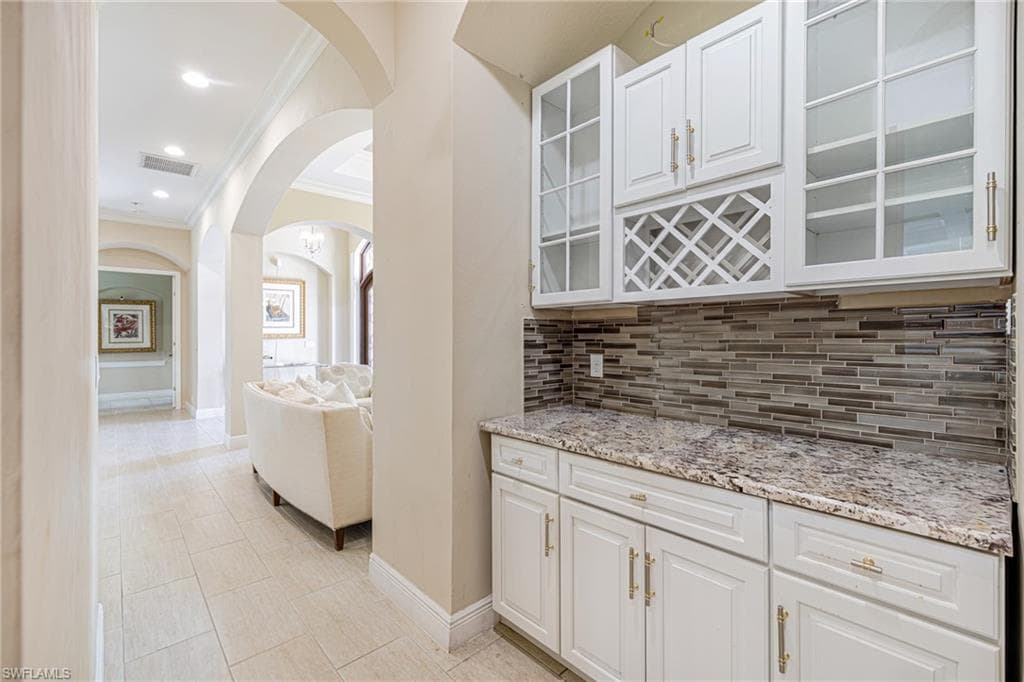 6871 Lakewood Isle DR-16