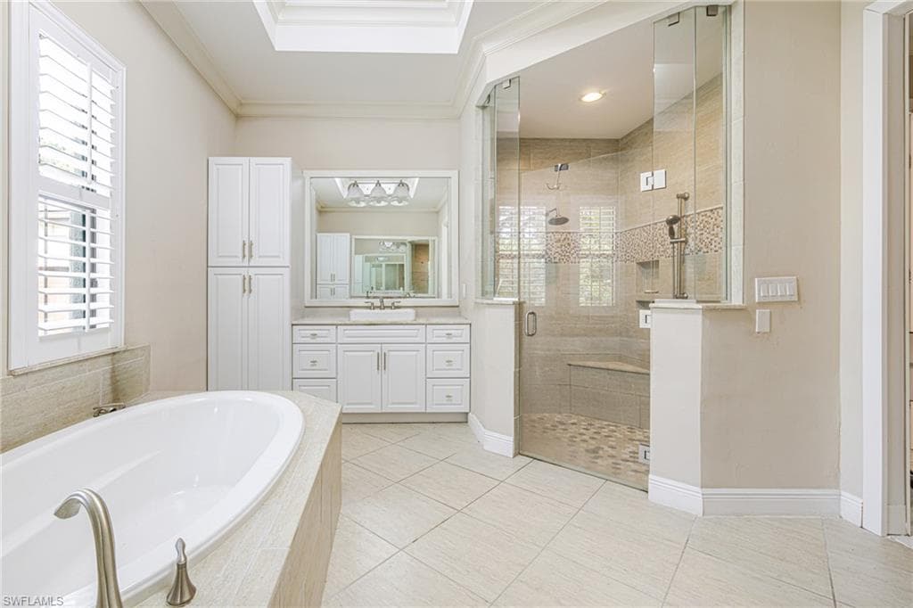 6871 Lakewood Isle DR-21
