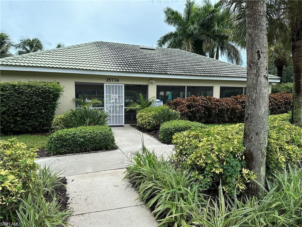 25762 Lake Amelia WAY 105-22