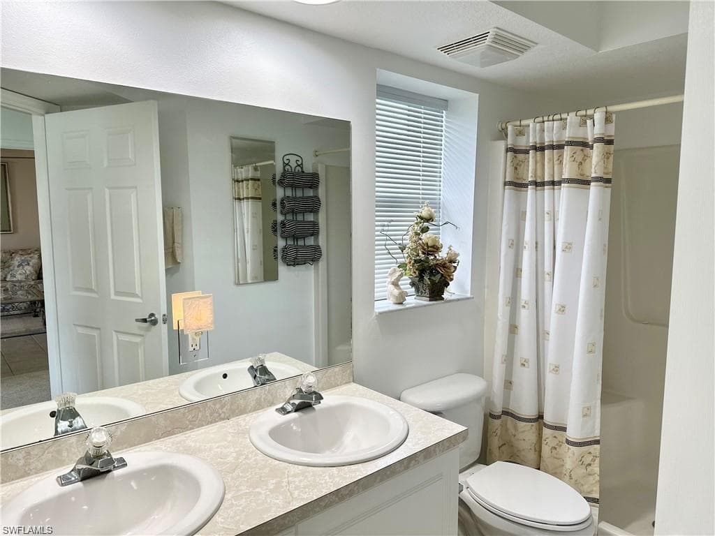 25762 Lake Amelia WAY 105-14